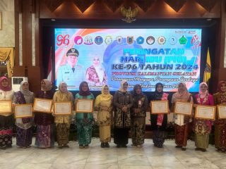 Hari Ibu! Pemkab Kotabaru Terima Penghargaan dari Pemerintah Provinsi Kalsel