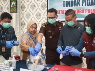 Bersinergi, Polresta Palangka Raya Musnahkan Ratusan Gram Barang Bukti Narkotika Hasil Pengungkapan Lima Kasus