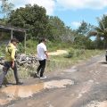 Wakil Bupati Kotabaru Tinjau Langsung Pembangunan Ruas Jalan di Dua Kecamatan 