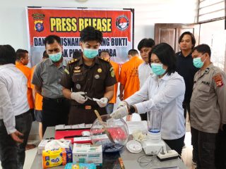 Polresta Palangka Raya Musnahkan 36,47 Gram Sabu dan 82 Butir Ekstasi Hasil Pengungkapan Kasus Narkoba